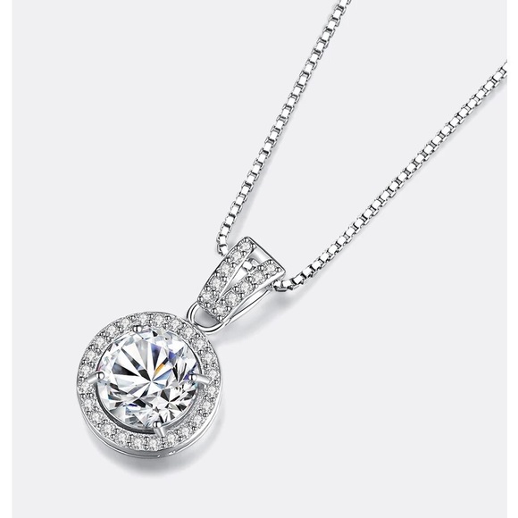 New Simulated Diamonds 925 Sterling Silver Round Sparkling Pave Pendant Necklace - Picture 4 of 8